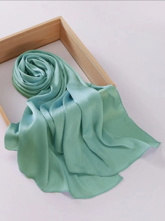 Metallic Silk-Lucite green