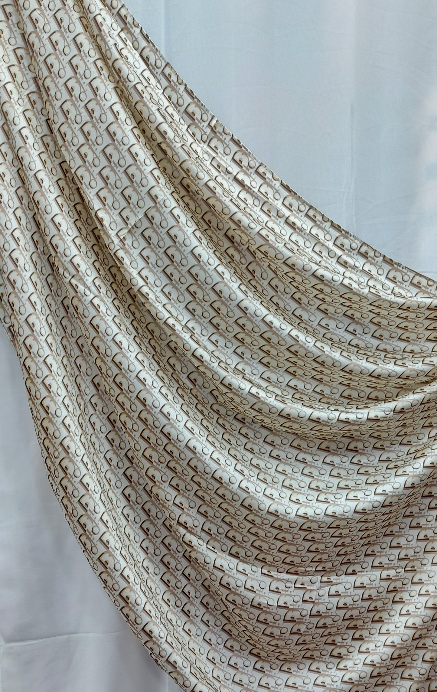 Printed Silk-Oblique Beige